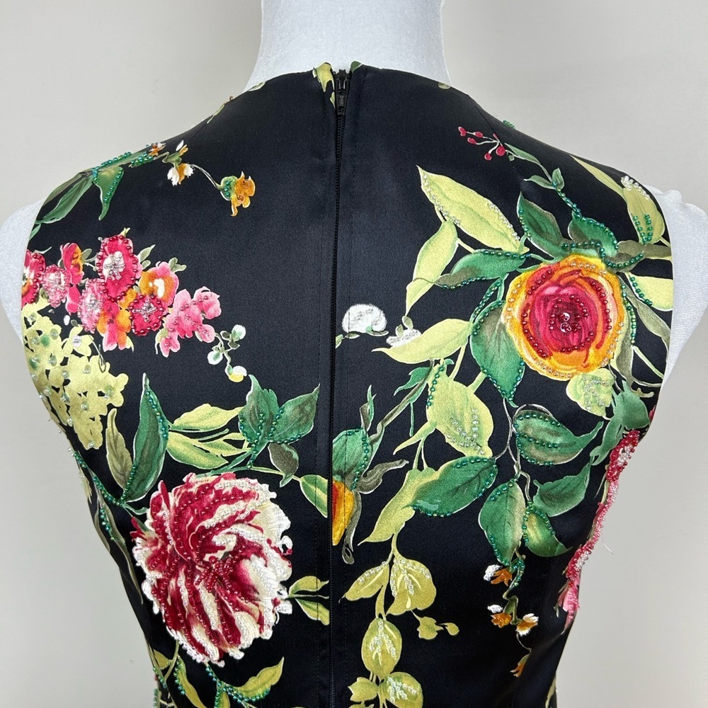KAY UNGER Silk Sleeveless Beaded Embellished Black Floral Top - Picture 9 of 10